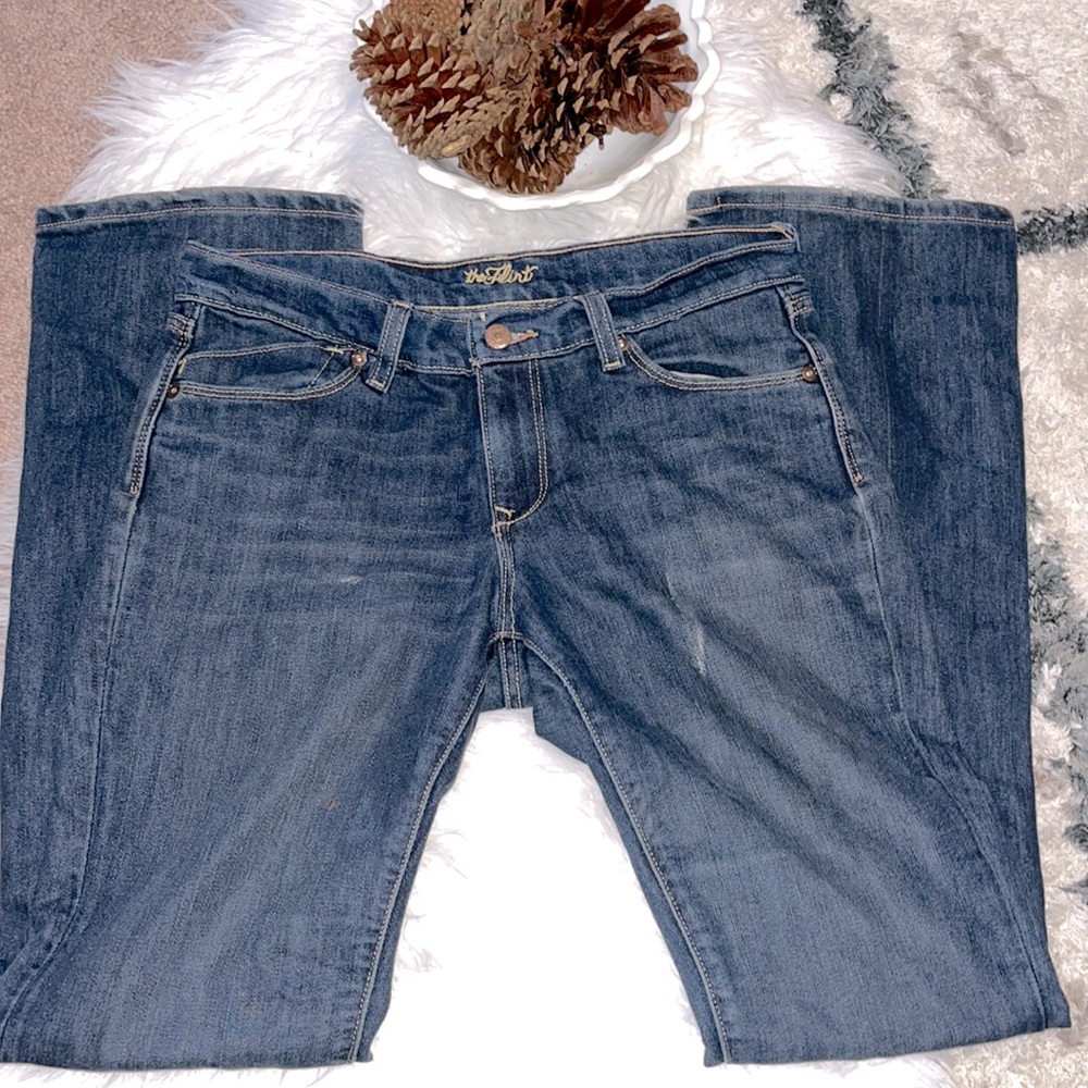 • Old Navy “The Flirt” Jeans